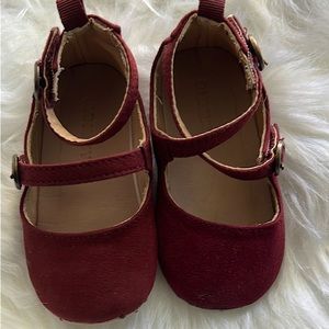 Infant Maroon Flats sz 12-18mths